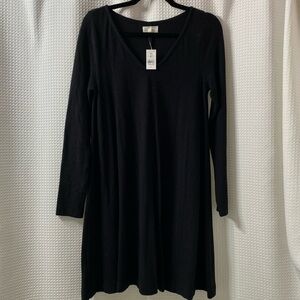 NWT L&G Swing Long Sleeve Mini Dress